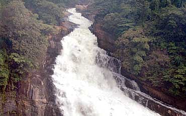 ಮಳ್ಳಿ ಇವಳು