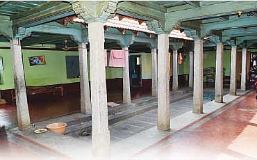 ಚಿಕ್ಕಾಡೆಯ ತವರಿನ ಸಿರಿ