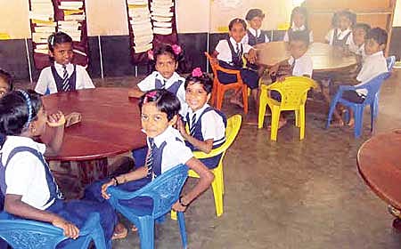 ಕಾಣಿಕೆ ಡಬ್ಬಿ ಮೇಷ್ಟ್ರ ಶಾಲೆ
