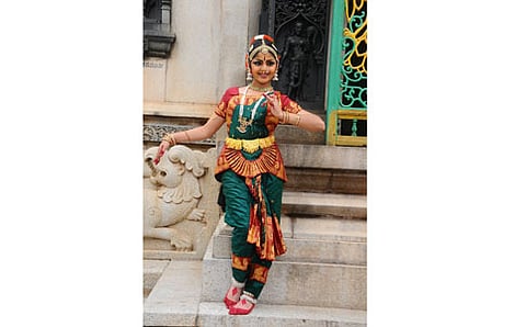ಅನೂಷ ಪ್ರವೇಶ