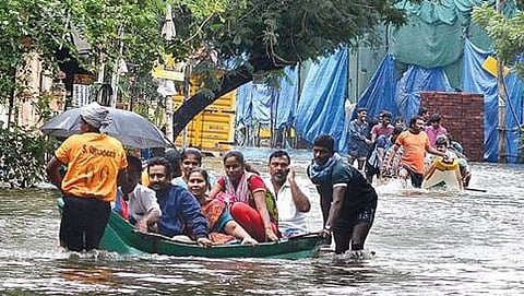 ಭಾರಿ ಮಳೆಯಿಂದಾಗಿ ಚೆನ್ನೈ ಜನತೆಯ ಪರೆದಾಟ