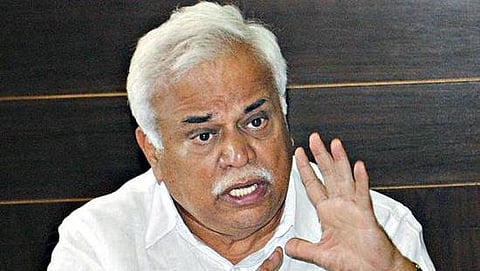 ಆರ್.ವಿ ದೇಶಪಾಂಡೆ