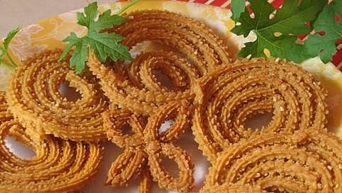 ಅವಲಕ್ಕಿ ಚೆಕ್ಕುಲಿ