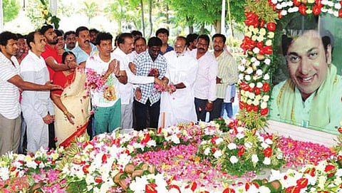 ಡಾ. ರಾಜ್ ಕುಮಾರ್