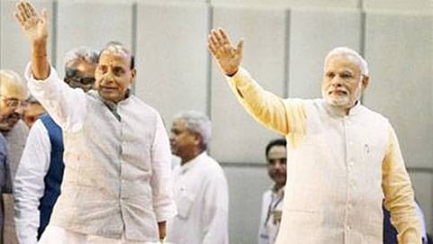 ಗೃಹ ಸಚಿವ ರಾಜನಾಥ ಸಿಂಗ್ ಮತ್ತು ಪ್ರಧಾನಮಂತ್ರಿ ನರೇಂದ್ರ ಮೋದಿ