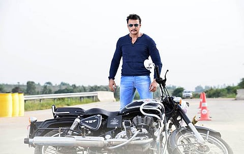 ಚಾಲೆಂಜಿಂಗ್ ಸ್ಟಾರ್ ದರ್ಶನ್ ಅಭಿಯದ ಐರಾವತ ಚಿತ್ರದ ಸ್ಟಿಲ್ಸ್...