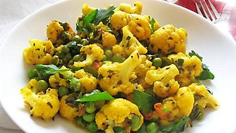 ಗೋಬಿ ಬಟಾಣಿ ಪಲ್ಯ