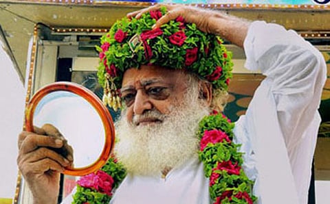 ಸ್ವಘೋಷಿತ ದೇವಮಾನವ ಅಸಾರಾಂ ಬಾಪು