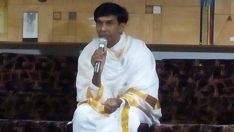ಪತ್ರಿಕಾಗೋಷ್ಠಿ ನಡೆಸಿದ ಯೋಗ ಗುರು ಆಚಾರ್ಯ ನಿರಂಜನಮೂರ್ತಿ