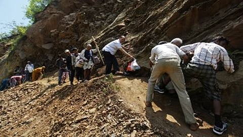 ಉತ್ತರಾಖಂಡದಲ್ಲಿ ಪ್ರವಾಸಿಗರು(ಸಾಂದರ್ಭಿಕ ಚಿತ್ರ)