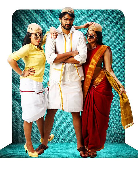 ಮೊದಲಬಾರಿಗೆನಾಯಕನಾಗಿನಿರೂಪ್ಭಂಡಾರಿ, ನಾಯಕಿಯಾಗಿ ರಾಧಿಕಾಚೇತನ್ ಹಾಗೂ ಅವಂತಿಕಾ ಅಭಿನಯದ 'ರಂಗಿತರಂಗ' ಚಿತ್ರದ ಸ್ಟಿಲ್ಸ್...