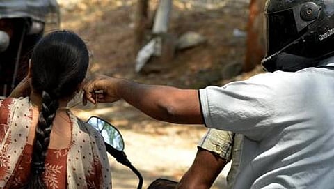 (ಸಾಂದರ್ಭಿಕ  ಚಿತ್ರ)