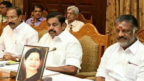 ಪನ್ನೀರ್ ಸೆಲ್ವಂ ನೇತೃತ್ವದಲ್ಲಿ ಸಂಪುಟ ಸಭೆ