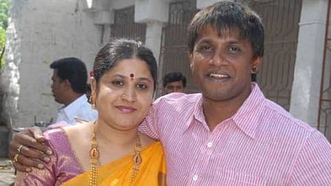 ನಾಗರತ್ನ - ದುನಿಯಾ ವಿಜಯ್