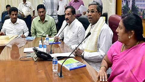 ಬಿಬಿಎಂಪಿ ಅಧಿಕಾರಿಗಳ ಜೊತೆ ಸಿಎಂ ಸಭೆ