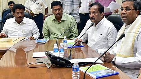 ಗೃಹ ಇಲಾಖೆ ಪ್ರಗತಿ ಪರಿಶೀಲನೆ ಸಭೆಯಲ್ಲಿ ಭಾಗವಹಿಸಿದ್ದ ಸಿದ್ದರಾಮಯ್ಯ
