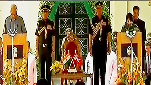 ಜಮ್ಮು- ಕಾಶ್ಮೀರ ಮುಖ್ಯಮಂತ್ರಿಯಾಗಿ ಪ್ರಮಾಣ ವಚನ ಸ್ವೀಕರಿಸಿದ ಮೆಹಬೂಬಾ ಮುಫ್ತಿ