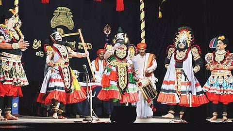 ಮಂಗಳೂರಿನಲ್ಲಿ ನಡೆದ ಯಕ್ಷಗಾನ ಪ್ರದರ್ಶನ