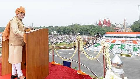 ಕೆಂಪುಕೋಟೆಯಲ್ಲಿ ಜನತೆಯನ್ನುದ್ದೇಶಿಸಿ ಮಾತನಾಡುತ್ತಿರುವ ಪ್ರಧಾನಿ ಮೋದಿ (ಸಂಗ್ರಹ ಚಿತ್ರ)