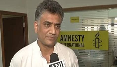 ಆಮ್ನೆಸ್ಟಿ ಇಂಟರ್ ನ್ಯಾಷನಲ್ ಇಂಡಿಯಾದ ಕಾರ್ಯನಿರ್ವಾಹಕ ನಿರ್ದೇಶಕ ಆಕರ್ ಪಟೇಲ್