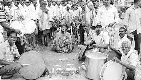 ಕತ್ತೆಗಳ ಮದುವೆ ಮಾಡಿದ ಗ್ರಾಮಸ್ಥರು