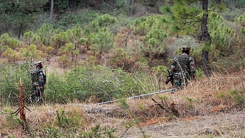 ಕಾಶ್ಮೀರದಲ್ಲಿ ಗುಂಡಿನ ಚಕಮಕಿ: 10 ವರ್ಷದ ಬಾಲಕನ ಸಾವು,