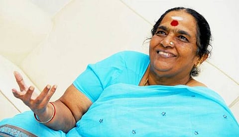 ಪಾರ್ವತಮ್ಮ ರಾಜ್ ಕುಮಾರ್ಕನ್ನಡ ಚಿತ್ರರಂದ ಮೇರು ನಟ ಡಾ.ರಾಜ್ ಕುಮಾರ್ ಅವರ ದೊಡ್ಡ ಶಕ್ತಿಯಾಗಿದ್ದ ಪಾರ್ವತಮ್ಮ ರಾಜ್ ಕುಮಾರ್ ಅವರು ತೀವತ್ರ ಅನಾರೋಗ್ಯದಿಂದಾಗಿ ಮೇ.31 ರಂದು ಕೊನೆಯುಸಿರೆಳೆದಿದ್ದರು. ಪಾರ್ವತಮ್ಮ ರಾಜ್ ಕುಮಾರ್ ಅವರಿಗೆ 78 ವರ್ಷ ವಯಸ್ಸಾಗಿತ್ತು. 
