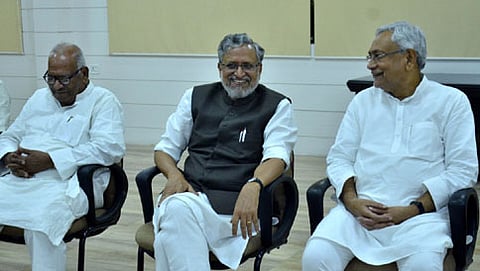 ನಿತೀಶ್ ನಿವಾಸದಲ್ಲಿ ನಡೆದ ಸಭೆಯಲ್ಲಿ ಬಿಜೆಪಿ ಮುಖಂಡರು