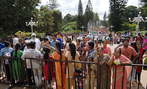 ಲಾಲ್ ಬಾಗ್ ನಲ್ಲಿ ಫಲ ಪುಷ್ಪ ಪ್ರದರ್ಶನ