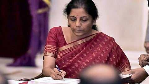 ರಕ್ಷಣಾ ಸಚಿವೆ ನಿರ್ಮಲಾ ಸೀತಾರಾಮನ್