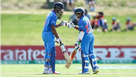 ಪೃಥ್ವಿ ಚೌಹಾಣ್ ಮತ್ತು ಮನೋಜ್ ಕಲ್ರಾ ಜೋಡಿಯ ಜೊತೆಯಾಟ