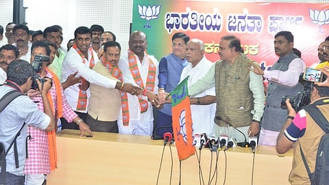 ಬಿಜೆಪಿ ಸೇರಿದ ಜೆಡಿಎಸ್ ಶಾಸಕರು