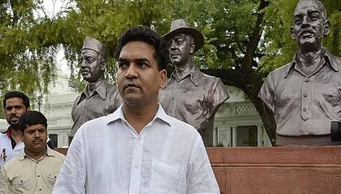 ಆಮ್ ಆದ್ಮಿ ಪಕ್ಷದ ಉಚ್ಛಾಟಿತ ನಾಯಕ ಕಪಿಲ್ ಮಿಶ್ರಾ