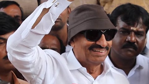 ಕನ್ನಟ ಒಕ್ಕೂಟದ ಅಧ್ಯಕ್ಷ ವಾಟಾಳ್ ನಾಗರಾಜ್
