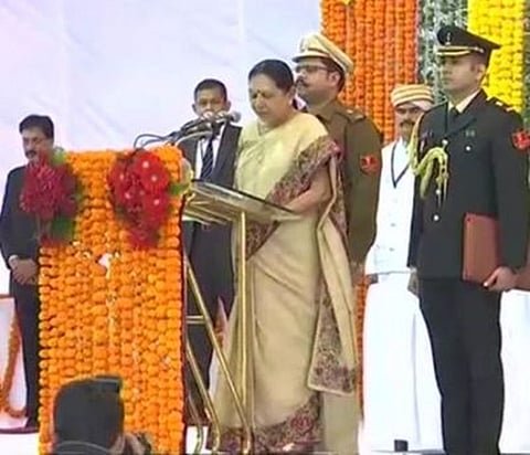 ಆನಂದಿಪಟೇಲ್ ಮಧ್ಯಪ್ರದೇಶದ ನೂತನ ರಾಜ್ಯಪಾಲರಾಗಿ ಅಧಿಕ್ವಾರ ಸ್ವೀಕಾರದ ಚಿತ್ರ