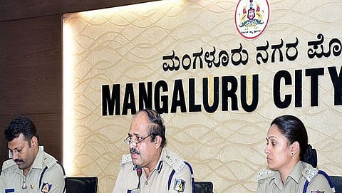 ಮಂಗಳೂರು ಪೊಲೀಸರು