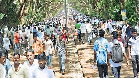 ಧಾರವಾಡದ ಕೃಷಿ ವಿಶ್ವ ವಿದ್ಯಾಲಯ ಆವರಣ
