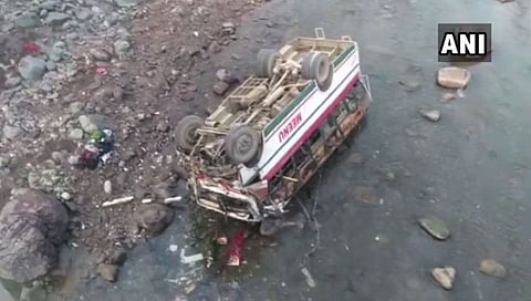 ಹಿಮಾಚಲ ಪ್ರದೇಶದಲ್ಲಿ ಭೀಕರ ಬಸ್ ಅಪಘಾತ