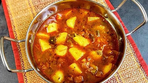 ಆಲೂ ಕರ್ರಿ