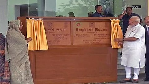 ಬಾಂಗ್ಲಾ ಪ್ರಧಾನಿ ಶೇಕ್ ಹಸೀನಾ  ಅವರೊಂದಿಗೆ ಭಾರತ ಪ್ರಧಾನಿ ನರೇಂದ್ರಮೋದಿ