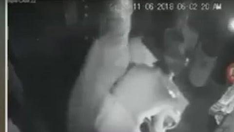 ದೇವಾಲಯದಲ್ಲಿ ಕುಸಿದು ಬಿದ್ದ ಅರ್ಚಕ
