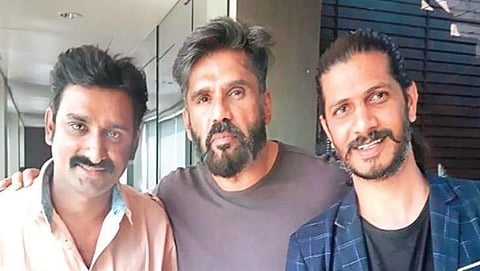 ಪಿರಂಗಿಪುರ ಚಿತ್ರತಂಡದ ಜೊತೆ ಸುನೀಲ್ ಶೆಟ್ಟಿ