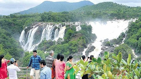 ಭರಚುಕ್ಕಿ ಜಲಪಾತ