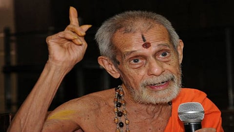 ಉಡುಪಿ ಪೇಜಾವರ ಮಠದ ವಿಶ್ವೇಶ್ವರ ತೀರ್ಥರು