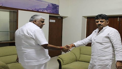 ಎಚ್.ಡಿ ರೇವಣ್ಣ ಮತ್ತು ಶಿವಕುಮಾರ್