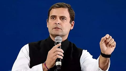 ಬಾಲಕಿ-ರಾಹುಲ್ ಗಾಂಧಿ
