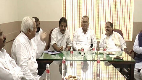 ಕಾಂಗ್ರೆಸ್ ನಾಯಕರ ಸಭೆ