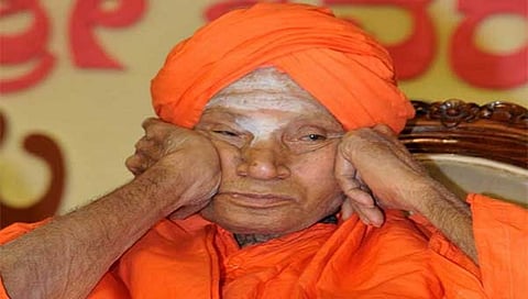 ದಸರಾ ಉದ್ಘಾಟನೆಗೆ ಒಪ್ಪಿದ್ದ ಶ್ರೀಗಳಿಗಿತ್ತು ಜೀವ ಬೆದರಿಕೆ!