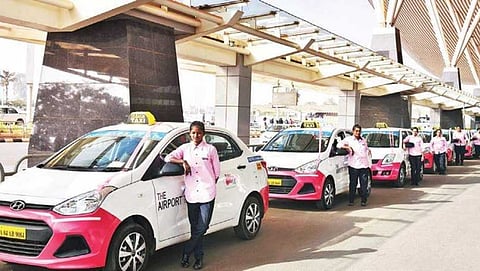 ಮಹಿಳೆಯರಿಗೆ ಸಿಹಿ ಸುದ್ದಿ: ಎರ್'ಪೋರ್ಟ್ ನಲ್ಲಿ ಮಹಿಳೆಯರಿಂದ ಚಾಲಿತ ಪಿಂಕ್ ಟ್ಯಾಕ್ಸಿ ಸೇವೆ ಆರಂಭ