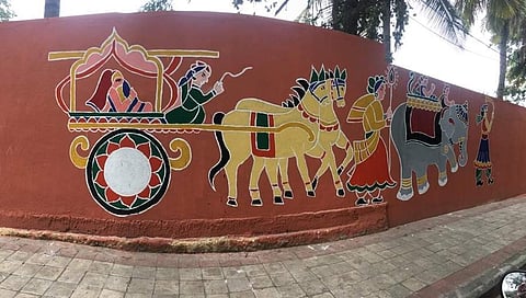 ಬೆಂಗಳೂರು ನಗರದ ಹೃದಯ ಭಾಗದಲ್ಲಿರುವ ಮೇಕ್ರಿ ಸರ್ಕಲ್ ನಿಂದ ಹೆಬ್ಬಾಳ ಕಡೆಗೆ ಹೋಗುವ ಹಾದಿಯಲ್ಲಿ ಮೇಲ್ಸೇತುವೆ ಪಕ್ಕದಲ್ಲಿ ಗೋಡೆಯ ಮೇಲೆ ಚಿತ್ತಾಕರ್ಷಕ ಬರಹಗಳು, ಚಿತ್ರಗಳನ್ನು ಹಲವರು ಕಂಡಿರಬಹುದು.
